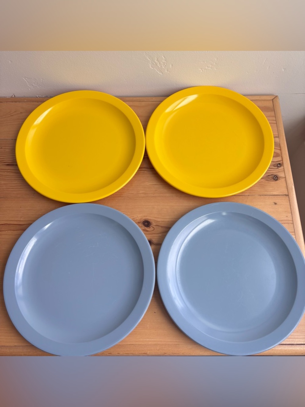 Set Of 4~Texas Ware 10” Yellow Blue Melamine Dinner Plates~USA
